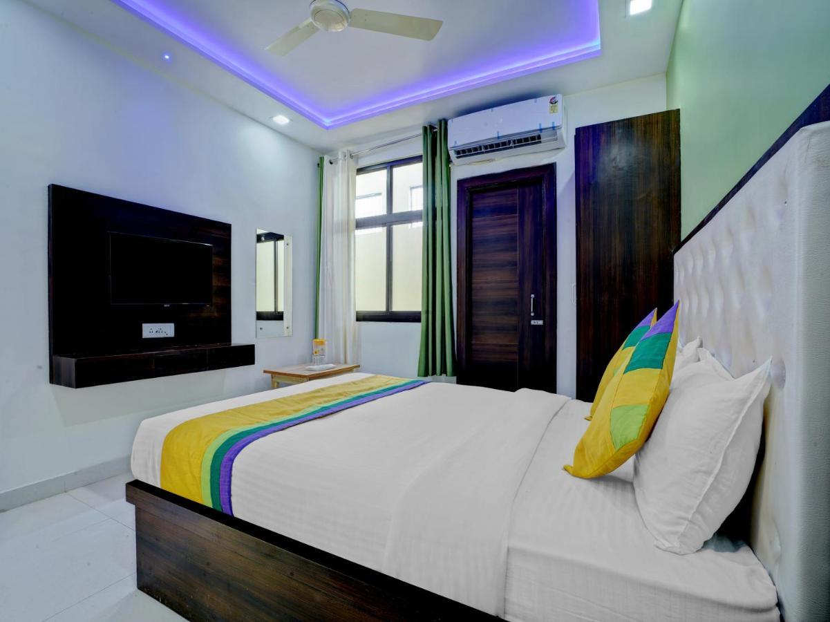 Hotel The Orient Tree, Agra Agra  Kültér fotó