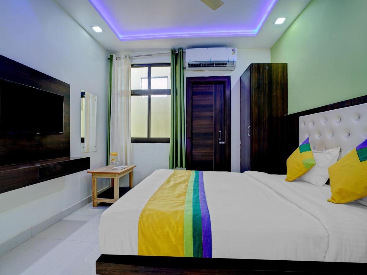 Hotel The Orient Tree, Agra Agra  Kültér fotó